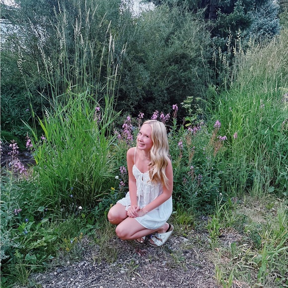 Meet your Posher, Molly - Picture 1 of 1
